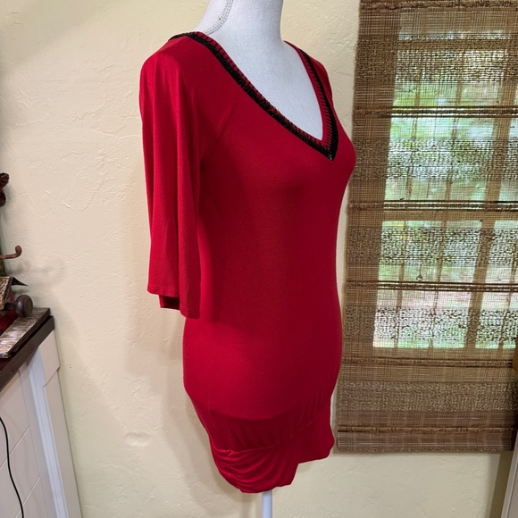 Guess Jeans Red Beaded Top - Picture 5 of 5